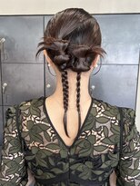 ヘアー アイス ルーチェ(HAIR ICI LUCE) ブリーチなしショコラブラウンヘアセット編み込みシニヨン/今枝