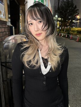 シイ(SIE) アンブラカラー×くびれハイレイヤー☆☆