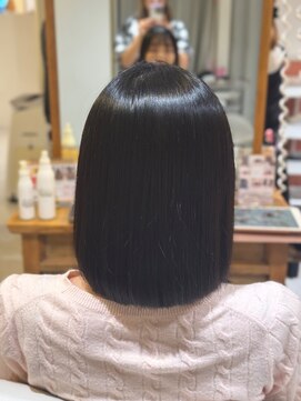 スペックホルダーミミ(Spec Holder mimi) 暗めカラー髪質改善トリートメント10.29