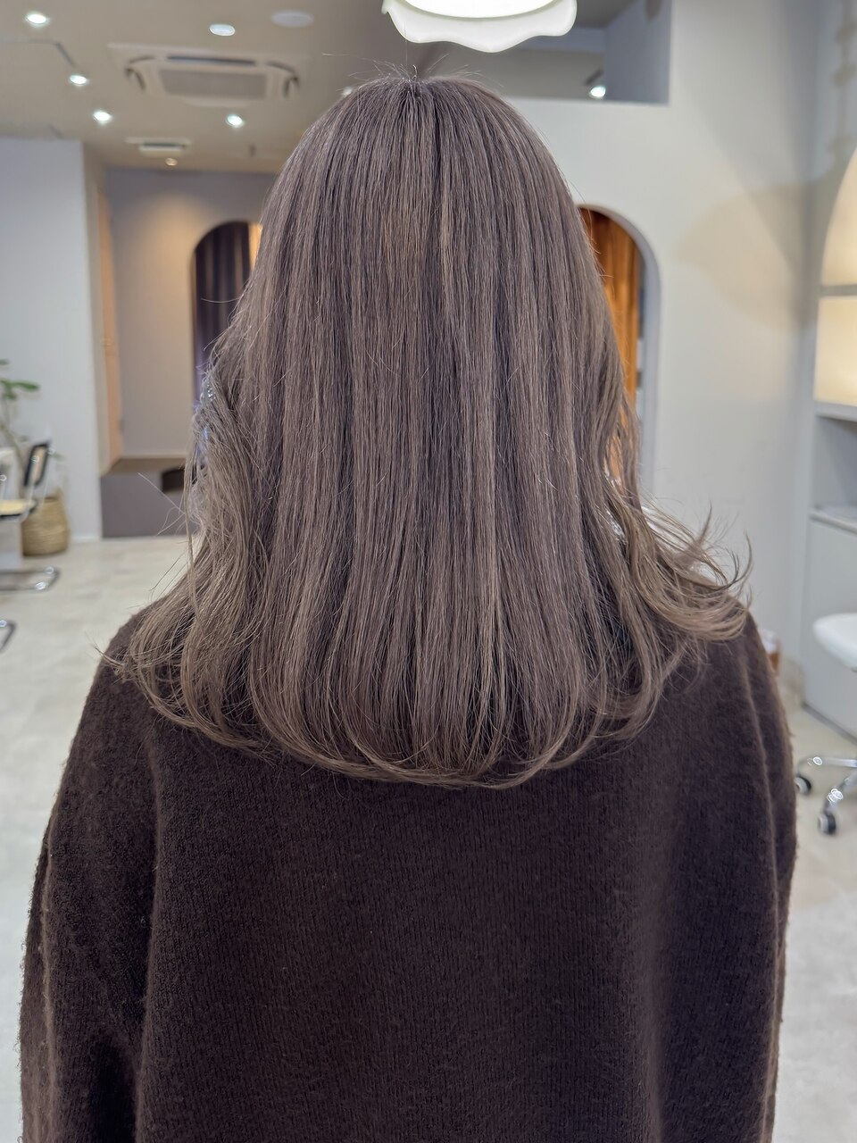 ピンクベージュ/ブリーチ/表参道/原宿/女性美容師