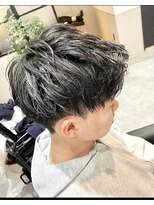 リノ エヘウ(Lino eheu)&nbsp;ツイストパーマ七三オールバックマッシュウルフスリークショート