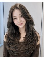 リア 京都河原町(riah)&nbsp;韓国レイヤー/顔周りレイヤー/ミディアムレイヤー／レイヤー