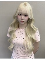 エミーバイモアムー(Emmie byMoremuu)&nbsp;【あいり】ホワイトブロンド/ダブルブリーチ