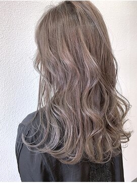 リーフェ バイアルティナ(Rife by artina) 波ウェーブロング×ホワイティグレー　【Rife海老名】