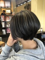 ワラティク(WARATI C)&nbsp;ショートボブ