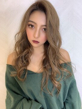 ロンド ストラーダ 心斎橋(Lond strada) セクションカラーペールベージュ