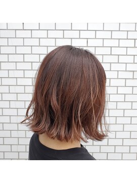 ヘアープロポーザー ラグ(hair proposer Leggu) 外ハネ簡単ボブ