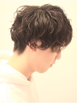 ノイセル 西本町(Noisyle) 爽やか透明感スパイラルパーマツーブロックショートサマーカット