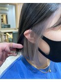 インナーカラーボブ アッシュグレー×シルバーカラー