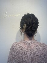 ソノ(sono)&nbsp;アップスタイル　結婚式ヘアセット　シニヨン