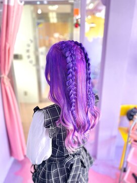 トミー(TOMMY) グラデーションカラー / ヘアメイク / ハーフツイン