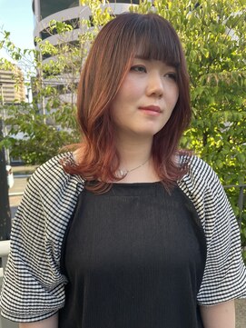 ツイギー 宮西店(TWiGGY) レッド系カラー×ゆる巻きミディアム