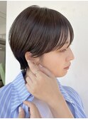 マッシュショートヘアくびれショート黒髪ショートカット前髪あり