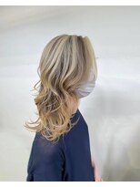 コニーズヘアサロン(Connie's Hair Salon)&nbsp;バレイアージュでギャル化計画♪