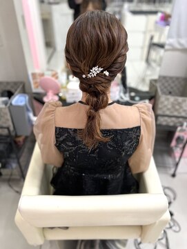 シーズン 大阪(SEASON) 【ヘアセット】編みおろし/結婚式/カジュアルアレンジ/梅田駅