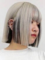 ウィコ 新宿(WICO)&nbsp;ホワイ×ブラック[新宿駅/ホワイトブロンド/イメチェン/美髪]