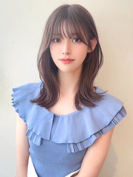 ルエ(rue) 30代40代50代◎ウルフレイヤーカット黒髪前下がりショートボブ