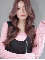 シア(sia)&nbsp;韓国風くびれレイヤー髪質改善ピンクベージュ小顔美髪20代30代