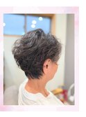 ショートアシンメトリーパーマ