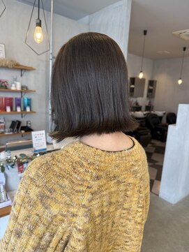 シェル 津山の手店(shel) 外ハネボブナチュラルカラー艶髪