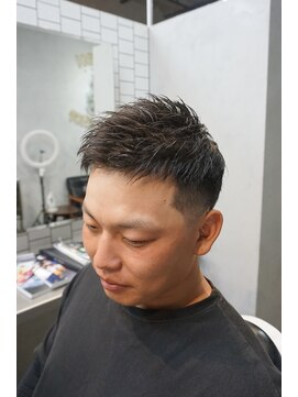 タフ バーバーショップ(TOUGH BARBER SHOP) 短髪アップバング