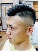 黒髪×フェード×アシメ×サイドパート×格闘技