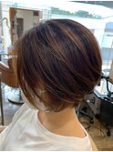 ショートボブ