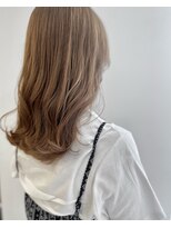 アネラヘアー(Anela hair) 大人可愛い　やんわりミルクティーベージュ