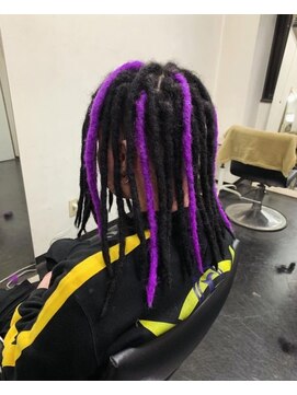 ネオハイドアウト(NEO HIDEOUT) ドレッドヘア♪