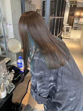 クリアオブヘアー リット(CLEAR of hair LiT) ツヤツヤオリーブカラーとインナーカラー！