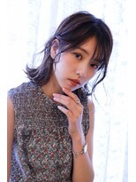 ループ(LOOP) 透明感　暗髪　レイヤー　アレンジ