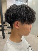 エルマーク 京橋(L-MARK) スパイラルパーマツイストパーマアップバング短髪メッシュ