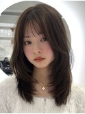 ハイライトカラーミルクティーベージュレイヤーカット
