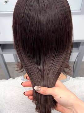 ペレ 栄 アネックス(PELE栄ANNEX) 韓国 くびれロング レイヤー ワンホンヘア 小顔前髪