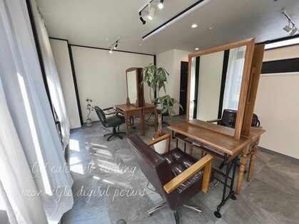 アーリィ 天神大名店(ARLY)の写真