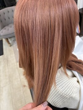ヘアアンドネイル シーソー(Hair&Nail Seesaw) コーラルピンク