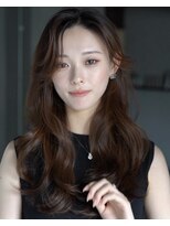 レノラ 本町(LENORA) 美髪ミディアムレイヤーカットデジタルパーマチェリーブラウン