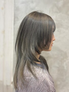ヴィックス クリスタル(VIC’S crystal) ハッシュカット AKANE