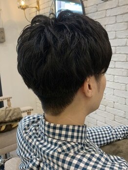 ココロ ヘアーアンドスパ 目黒(cocoro hair&spa)の写真/【目黒駅】ビジネスマンも通いやすい居心地の良さと技術力で日々の疲れもオフ！贅沢なスパMENUに癒されて☆