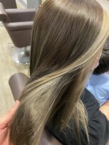 ワンス(Once)&nbsp;ロングレイヤー×フェイスフレーミング◎20代30代40代50代