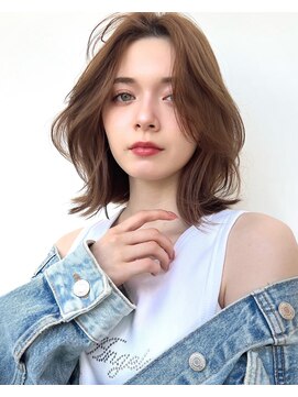 アフロートリノ(AFLOAT Leino) 小顔ヘルシーレイヤースタイル透明感カラー【修】20代30代40代