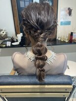 プエラ(Puella) ヘアアレンジ【網おろし】　