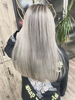 ヴィフ 大船(VIF)&nbsp;バレイヤージュ/ハイライト/ダブルカラー/ケアブリーチ/ボブ