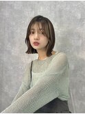 切りっぱなし外はねボブ