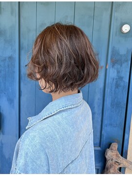 ロホ(ROHO) パツッとボブ×ハイライト