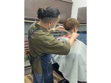 ヘアースタジオサーティーン(Hair Studio Thirteen)