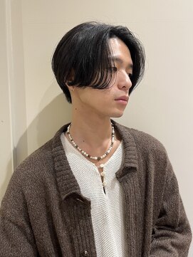 ネロ ヘアサロン ネイビー 渋谷(NERO HAIRSALON NAVY) 【ヤベハルカ】センターパート　メンズショート　ビジネスヘア