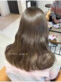 オリーブブラウン
