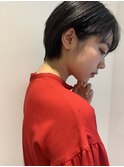 黒髪で小顔☆大人っぽさが魅力的なナチュラルショート☆