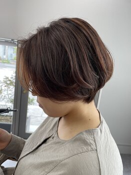 実力派スタイリストによる、完全マンツーマン施術☆一人ひとりのクセを見極めて、再現性のあるスタイルへ！